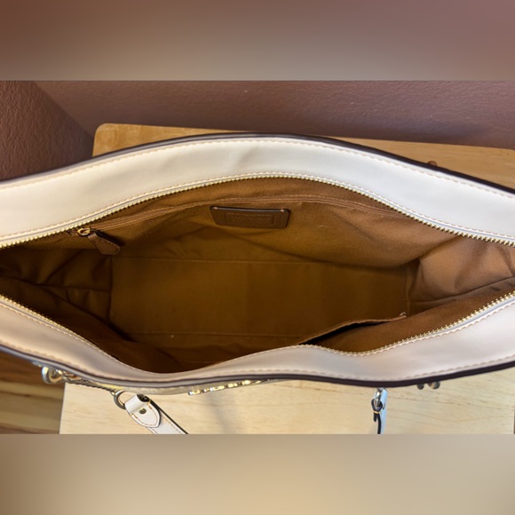 Coach Floral Signature Cammie Chain Tote | Spring Print | EUC - Picture 10 of 11